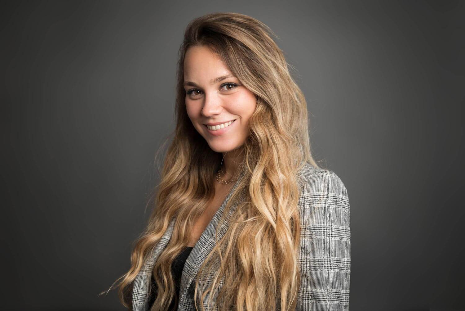 Léna LOUBÈRE Victoire Avocats